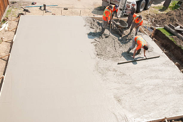 Best Concrete Walkway Installation  in Irvington, NY